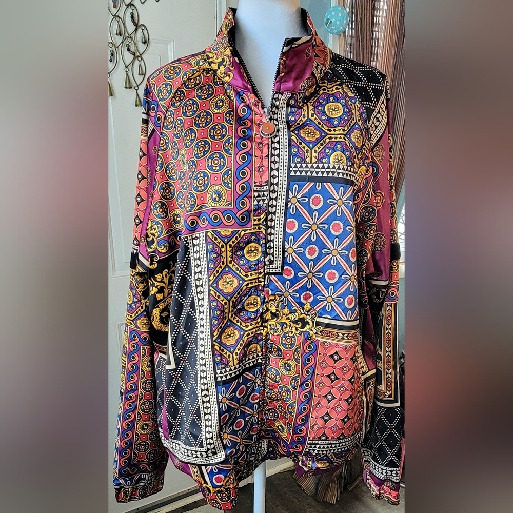 Urban Outfitters Scarf Print Bomber Jacket Mens L Multi Color Satiny Baggy ZipUp - Picture 2 of 15